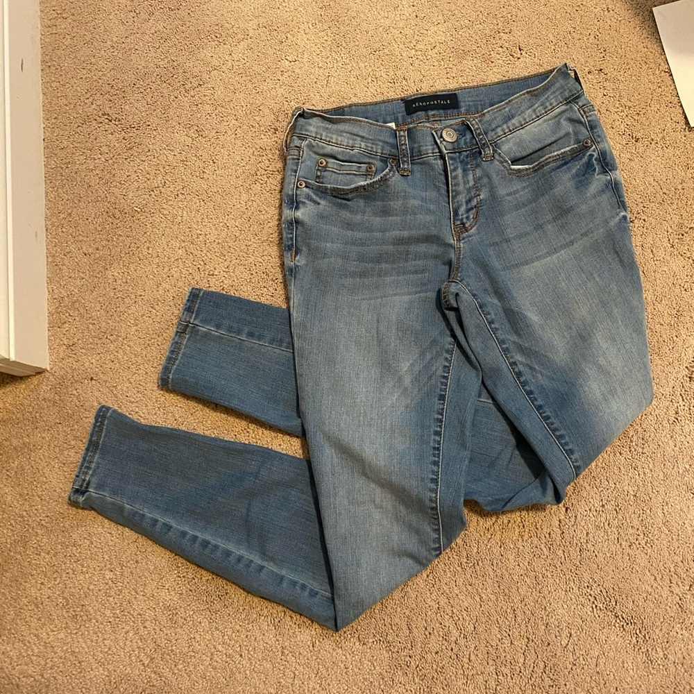 aéropostale light wash blue jeans